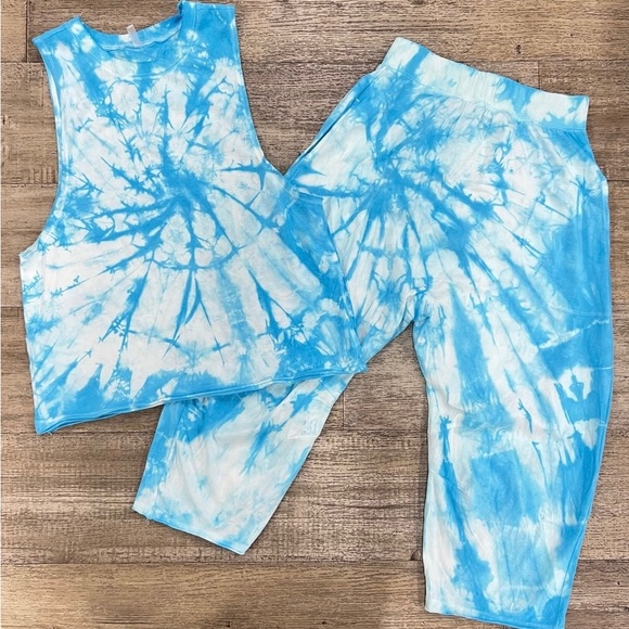 COPY - 💙NWOT FREE PEOPLE HOT SHOT RELAXED SET - Picture 4 of 10